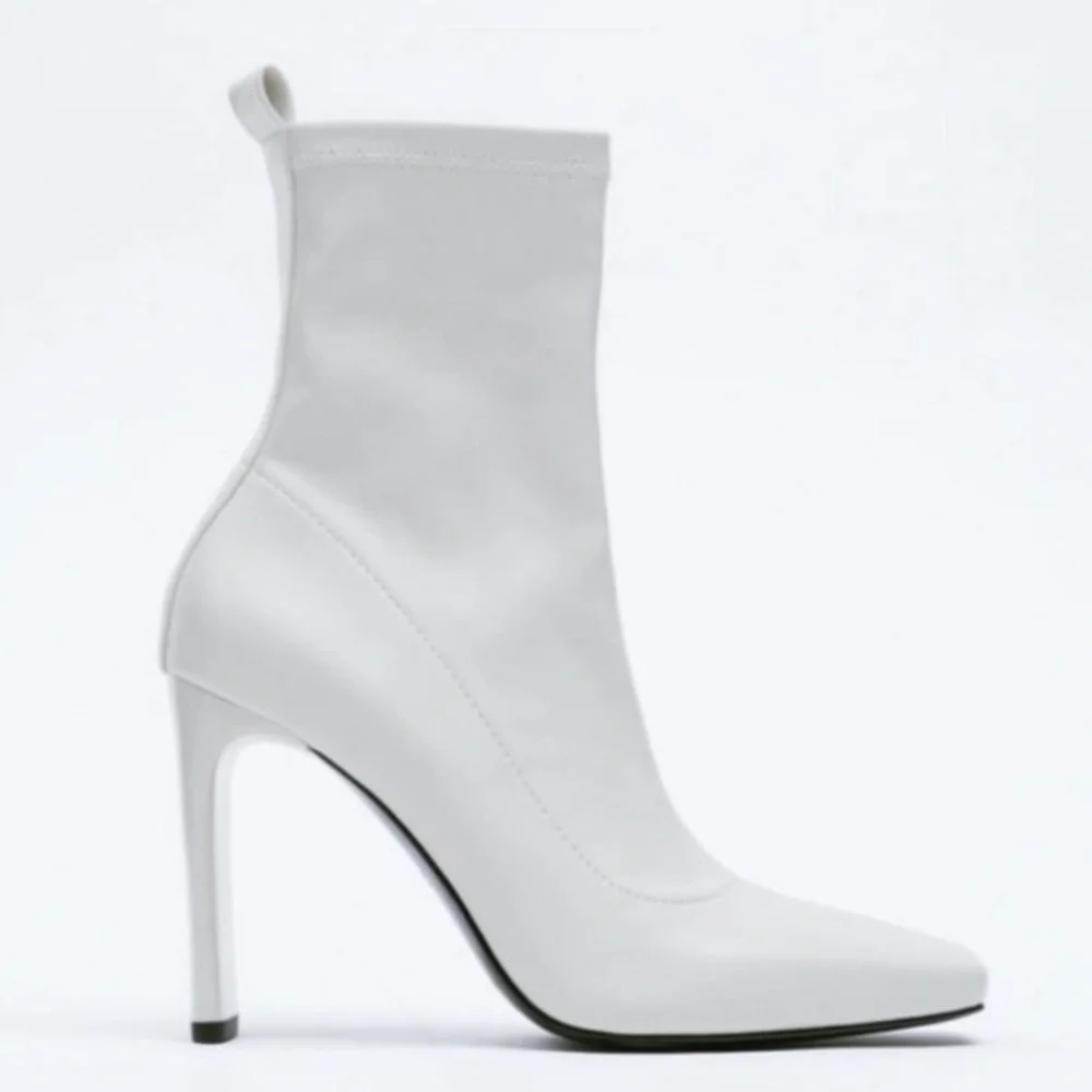 Zara off white heeled square toe ankle Boots - Picture 2 of 3